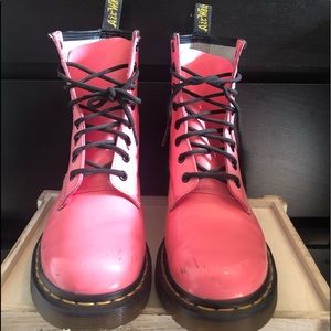 Bubblegum pink Dr.Marten boots